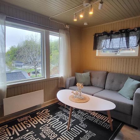 Koselig Studioleilighet I Svolvaer - Lofoten Ved Svolvaergeita, Djevelporten Ngoại thất bức ảnh